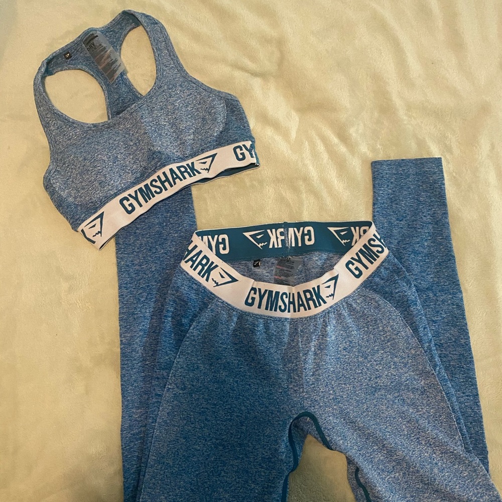 Gymshark leggings and sport bra